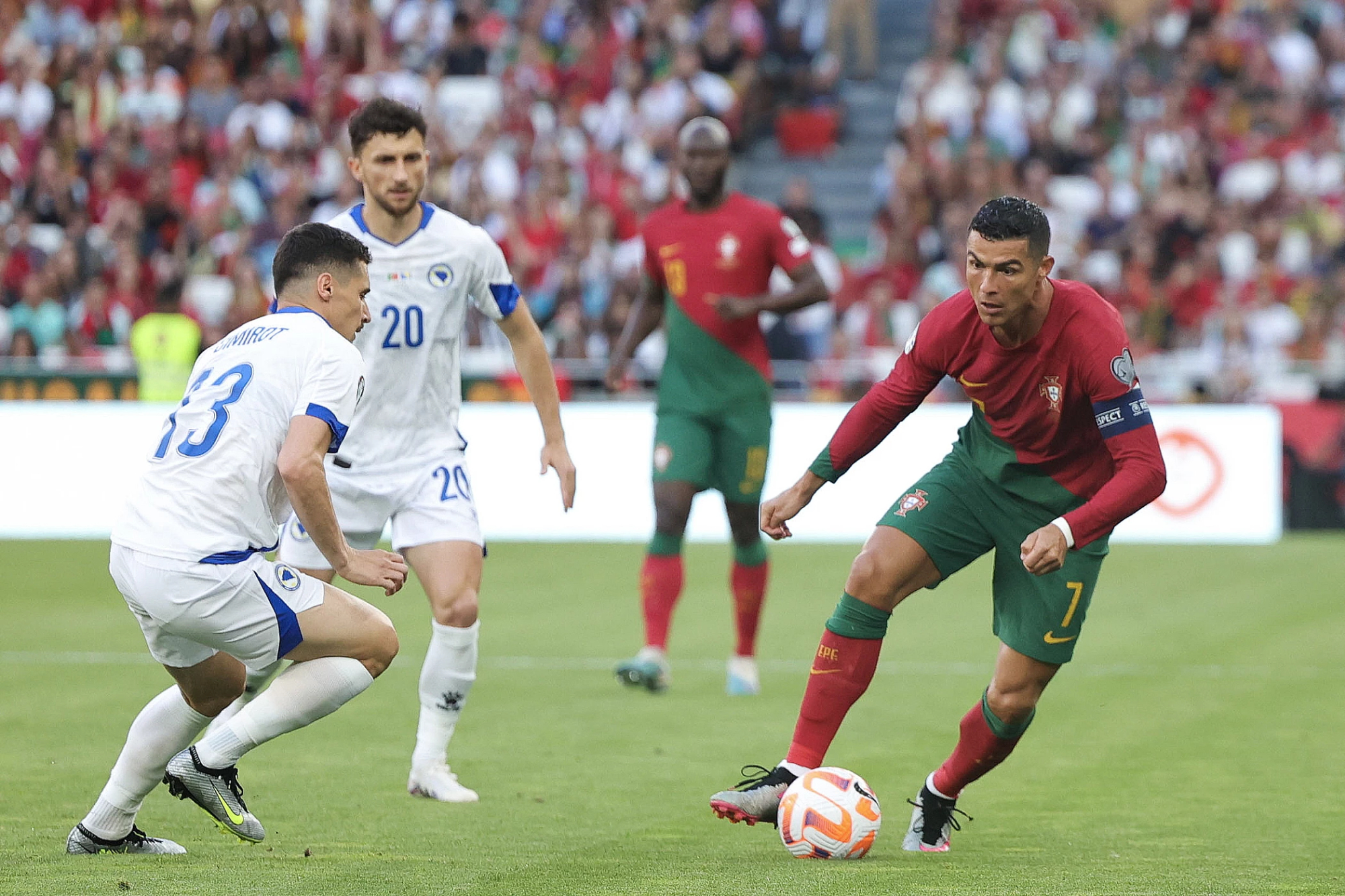 du doan ty le soi keo bosnia vs bo dao nha 1h45 ngay 17 10 2023 1 - Soi kèo nhà cái KTO