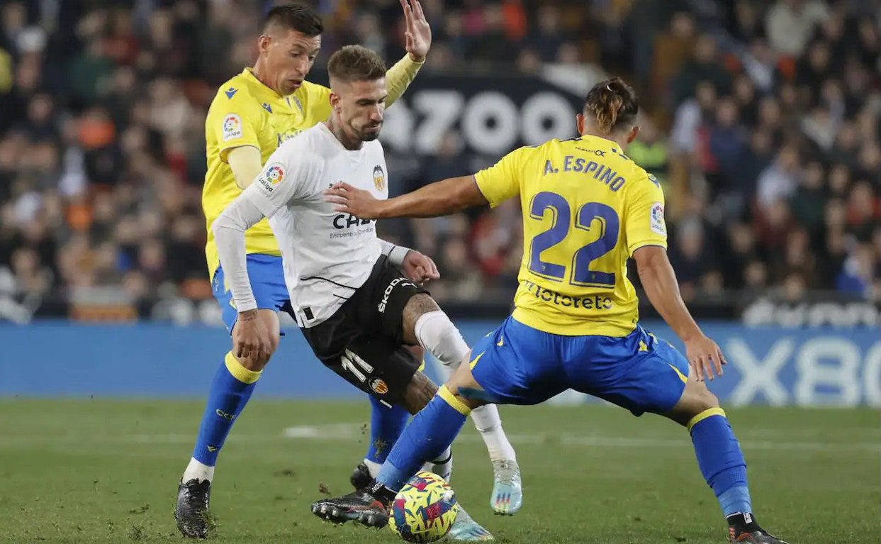 du doan ty le soi keo valencia vs cadiz 2h ngay 24 10 2023 1 - Soi kèo nhà cái KTO